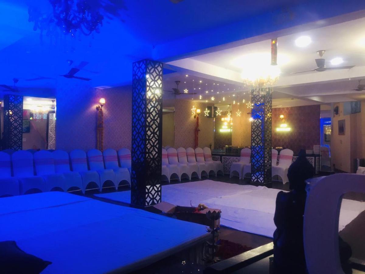 Hotel Anand Bhawan Nuova Delhi Esterno foto