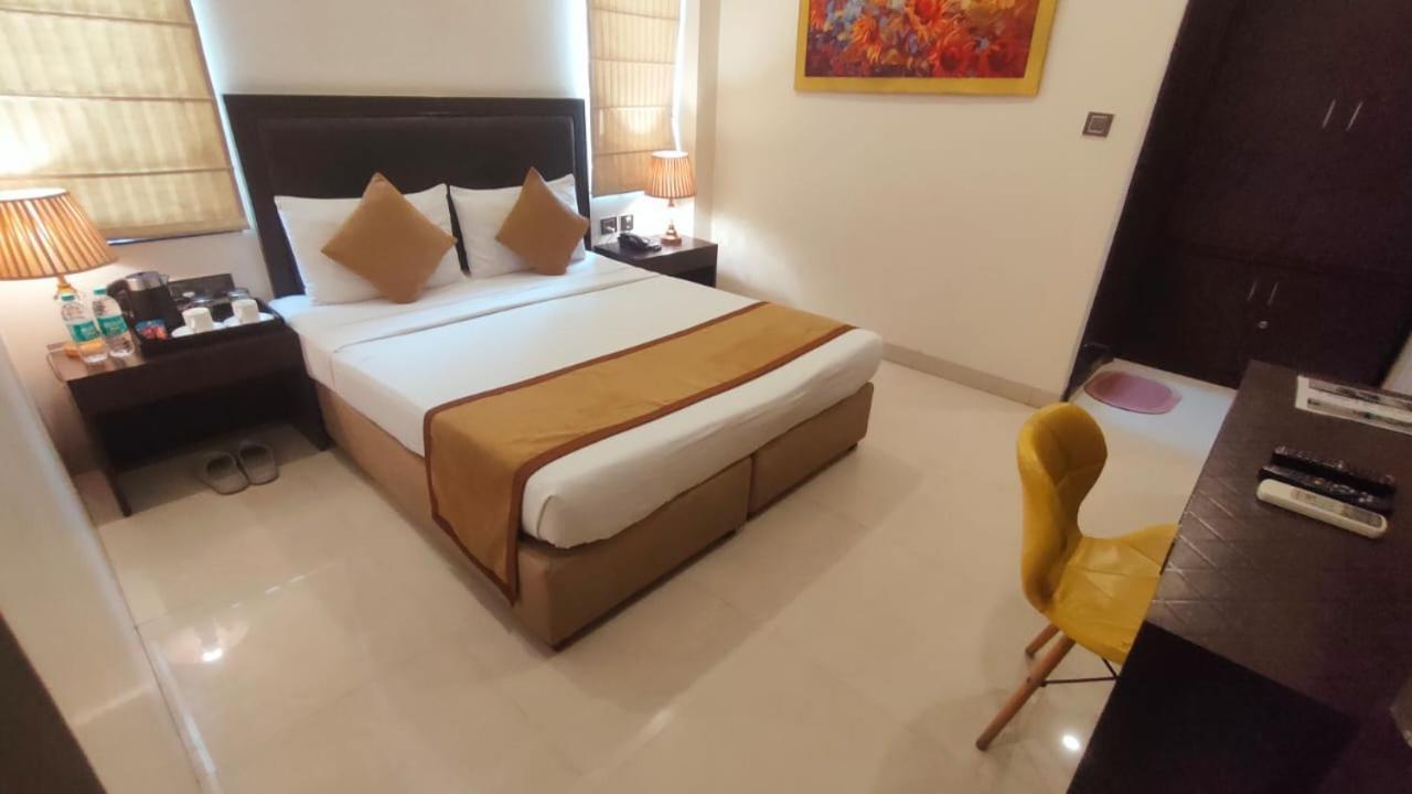 Hotel Anand Bhawan Nuova Delhi Esterno foto