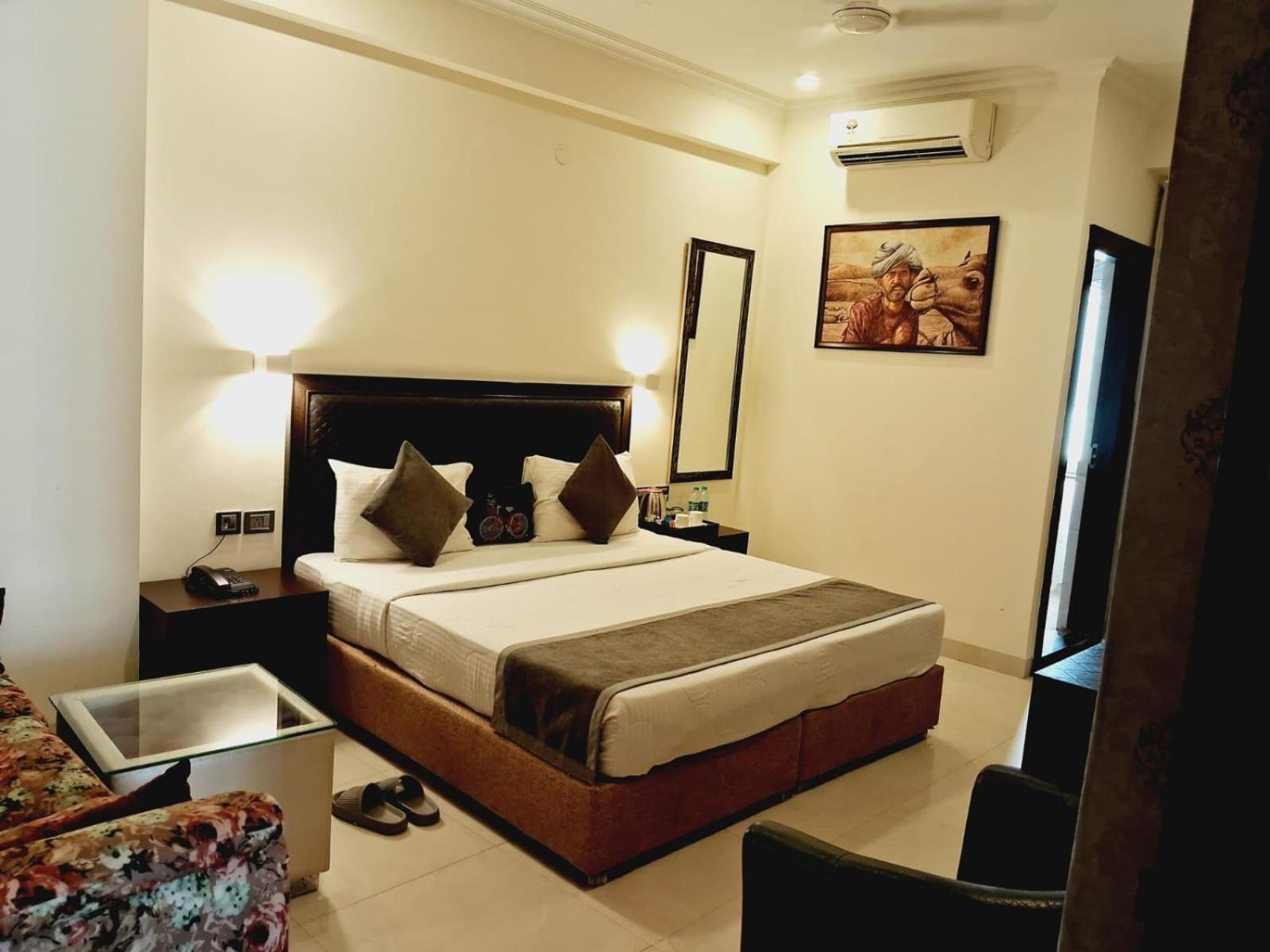 Hotel Anand Bhawan Nuova Delhi Esterno foto