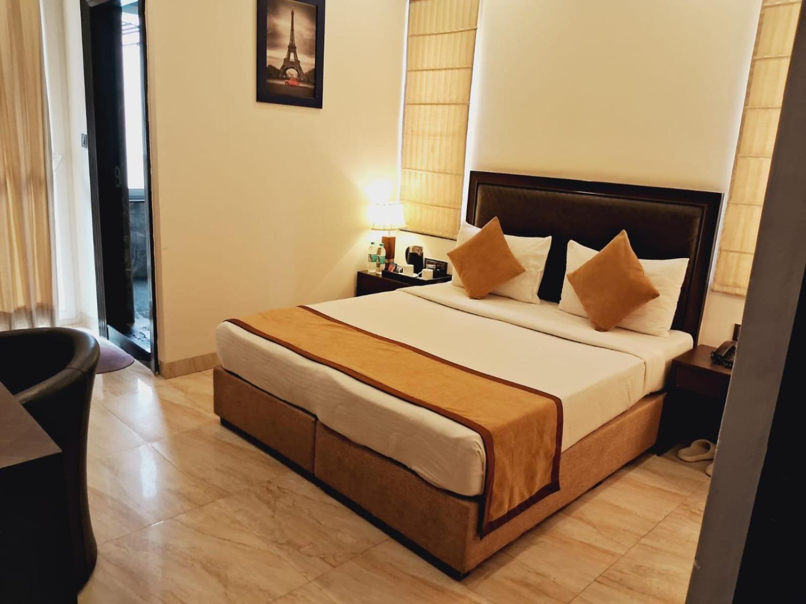 Hotel Anand Bhawan Nuova Delhi Esterno foto