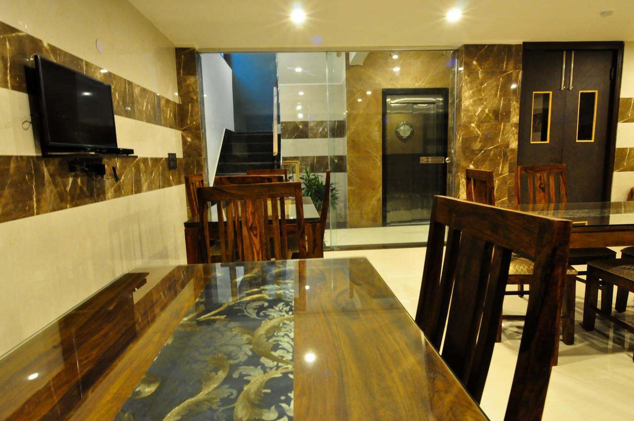 Hotel Anand Bhawan Nuova Delhi Esterno foto